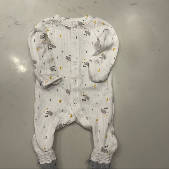 Newborn size bundle - Picture 7 of 16